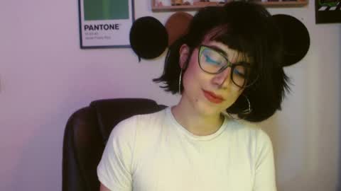 Snapshot of susana_w chatting on October 9, 10:36 pm susana_w online show from October 9, 10:36 pm