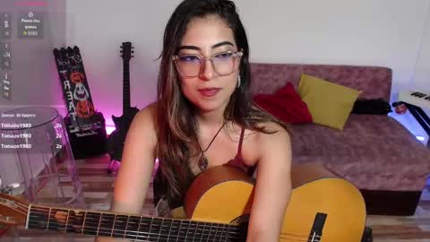 Snapshot of susanahendrix chatting on October 15, 8:55 pm Susana hendrix online show from October 15, 8:55 pm