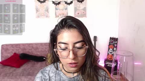 Susana hendrix    online show from October 29, 6:43 pm