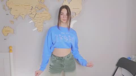 susannahtrojahn online show from February 5, 12:41 pm