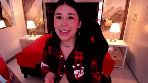 susanvilla online show from November 26, 7:48 pm