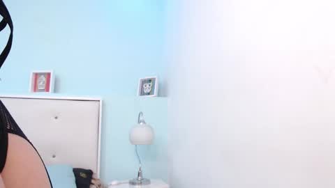 susanwilliams_ online show from November 15, 11:33 am