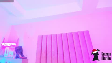 Snapshot of sussan_nicolle1 chatting on December 18, 12:40 pm Sussan Nicole online show from December 18, 12:40 pm