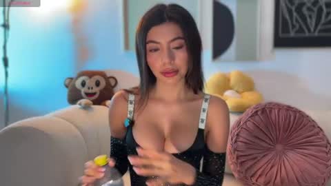  Susy  online show from August 6, 11:44 pm