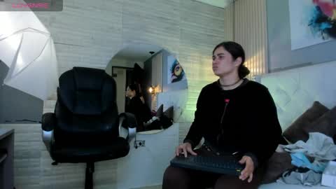   online show from April 17, 11:45 am