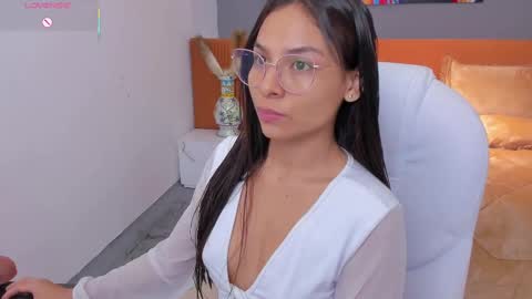 Snapshot of sussy_sweet4u chatting on February 28, 9:36 am sussy_sweet4u online show from February 28, 9:36 am
