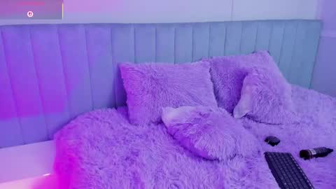 Snapshot of sussy_sweet4u chatting on October 17, 8:39 am sussy_sweet4u online show from October 17, 8:39 am