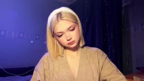 Stacy online show from March 17, 10:58 pm