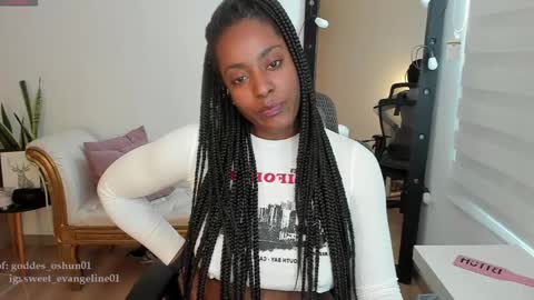 Snapshot of sweer_oshun chatting on December 24, 3:58 pm Evangeline online show from December 24, 3:58 pm