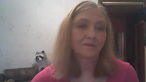 sweet4blonde67 online show from June 25, 2:29 pm