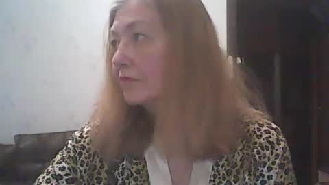 sweet4blonde67 online show from August 3, 9:48 am