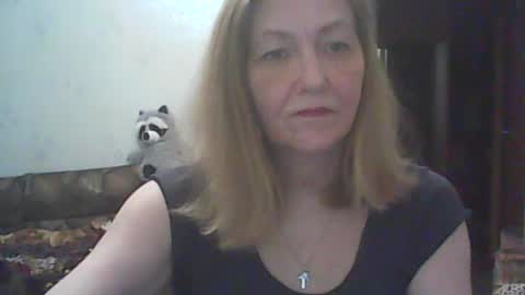 sweet4blonde67 online show from June 15, 3:34 pm
