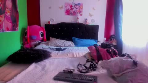 sweet_allison04 online show from January 19, 12:45 pm