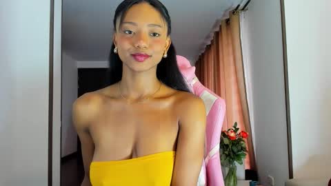 sweet_brunette88 online show from March 9, 8:01 pm