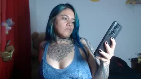 Bubbles online show from May 21, 1:03 am