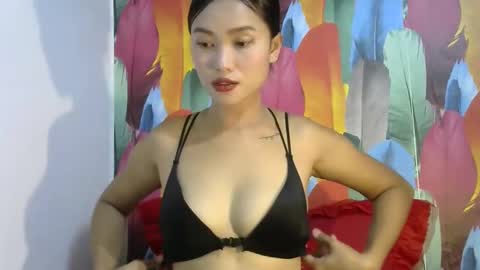 candy online show from May 6, 9:13 am
