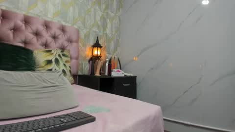 sweet_candy_sex1 online show from October 15, 1:08 am