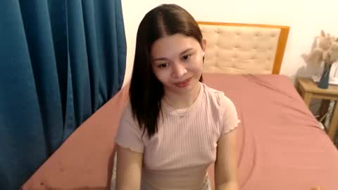 sweet_cassyxx online show from June 4, 3:05 pm
