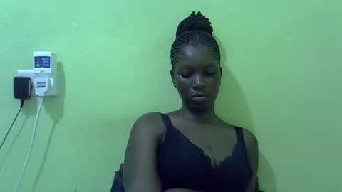 sweet_cherie1 online show from June 4, 6:34 pm