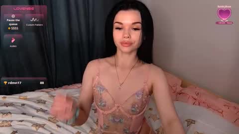 Snapshot of sweet_cherry1808 chatting on October 11, 3:48 pm Sofia online show from October 11, 3:48 pm