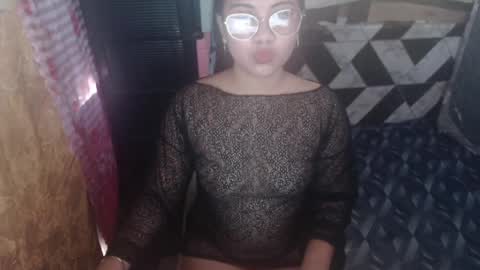 sweet_czylle online show from July 26, 11:56 pm