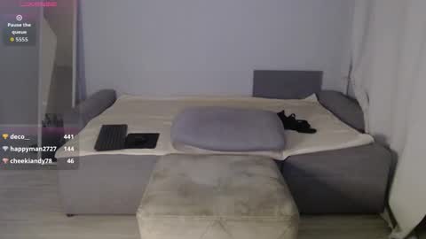 Snapshot of sweet_foxxy chatting on October 15, 9:39 pm sweet_foxxy online show from October 15, 9:39 pm