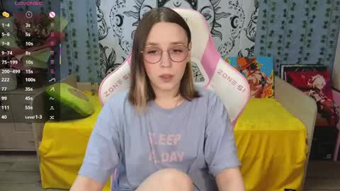 Snapshot of sweet_frosty chatting on March 5, 2:25 am Alice online show from March 5, 2:25 am