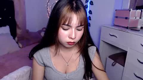 Hannah online show from June 25, 5:12 am