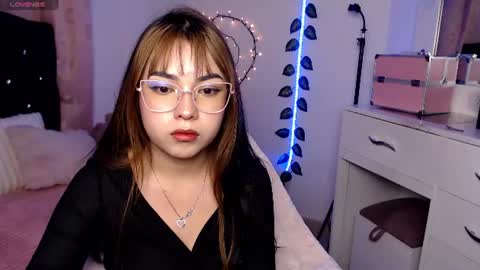 Hannah online show from June 20, 10:41 am