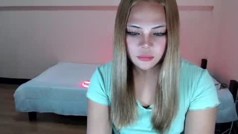 Snapshot of sweet_hard_queenxxx chatting on September 16, 11:40 am sophia daisy online show from September 16, 11:40 am