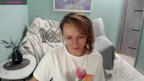 Helen online show from October 12, 7:11 am