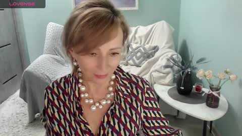 Helen online show from September 11, 6:14 am