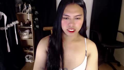 Snapshot of sweet_kyline69 chatting on September 15, 6:48 pm sweet_kyline69 online show from September 15, 6:48 pm