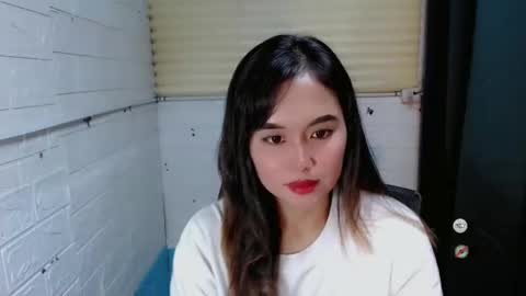 LAIKA online show from January 15, 2:49 am