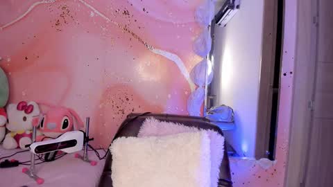 Lemarie online show from February 4, 11:35 am