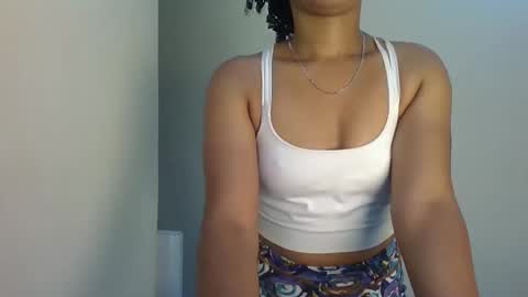 sweet likey online show from March 28, 9:53 am