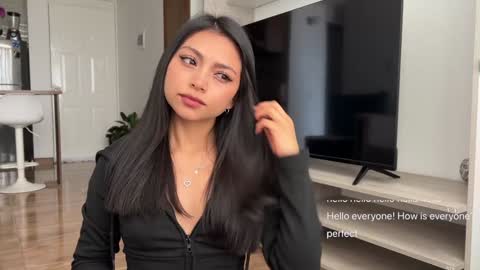 free            private online show from November 7, 4:12 pm