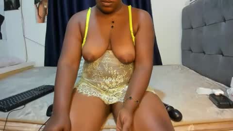 Sweet lizzyy online show from May 21, 10:24 am