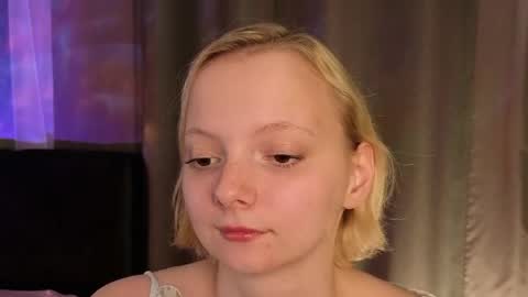 Lana online show from May 31, 5:19 pm