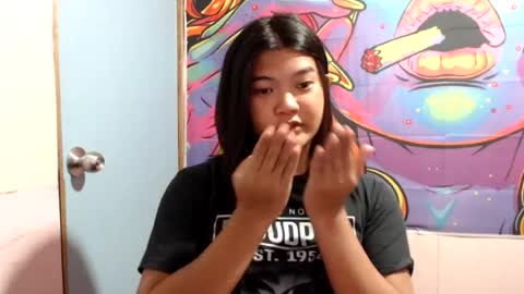 sweet_mary_onboard online show from July 19, 7:10 am