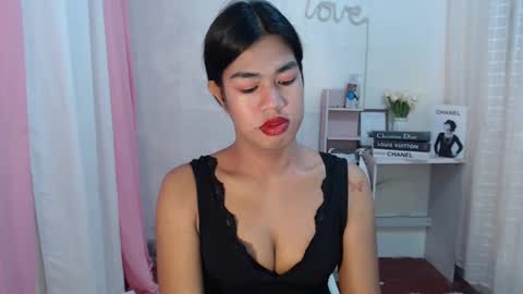 Snapshot of sweet_melonxxx chatting on February 14, 5:30 am Melon online show from February 14, 5:30 am