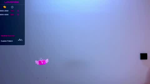 Mia online show from April 1, 1:41 pm