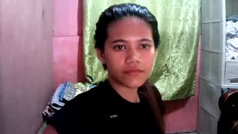 sweet_milkshake2004 online show from October 8, 1:32 am