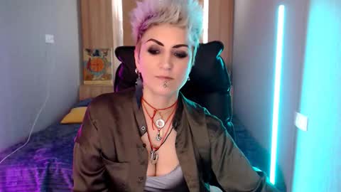 sweet_n_strong online show from March 8, 6:50 am