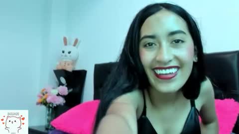 Nhaomy online show from October 30, 9:05 pm