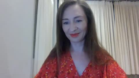 sweet_poeme online show from June 7, 12:12 pm