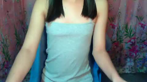 POLLY online show from July 22, 2:18 pm