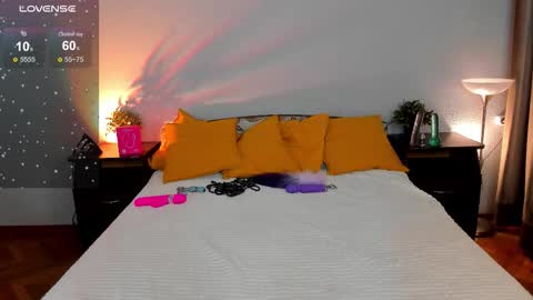 Snapshot of sweet_possum chatting on October 2, 3:17 pm Tasya online show from October 2, 3:17 pm