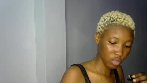 sweet girl online show from June 19, 8:34 pm