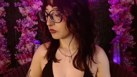 Roxanee online show from June 5, 8:48 pm